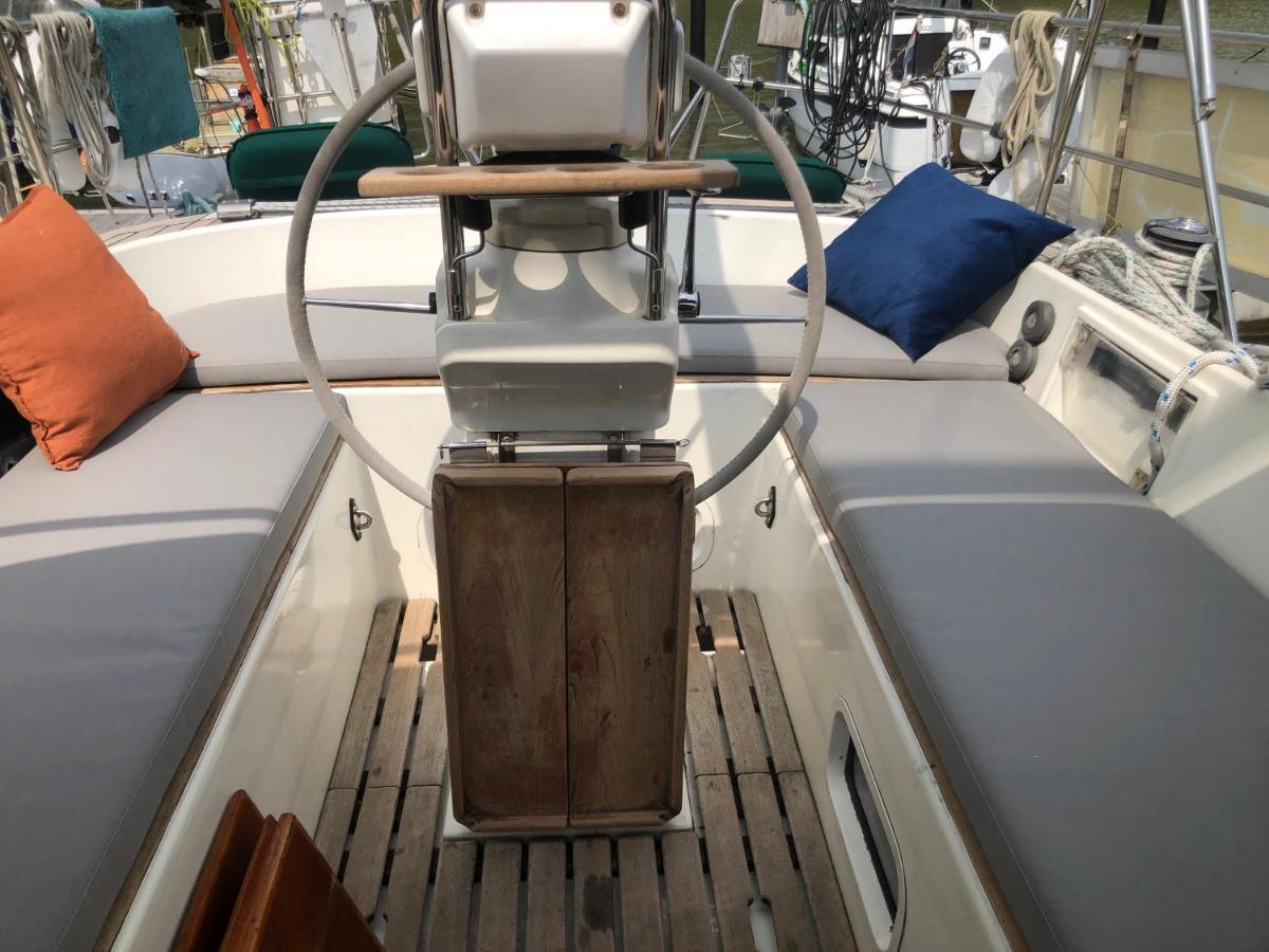 Stay Only Or Sailaway With Friends And Family Have More Fun ميديمبليك المظهر الخارجي الصورة